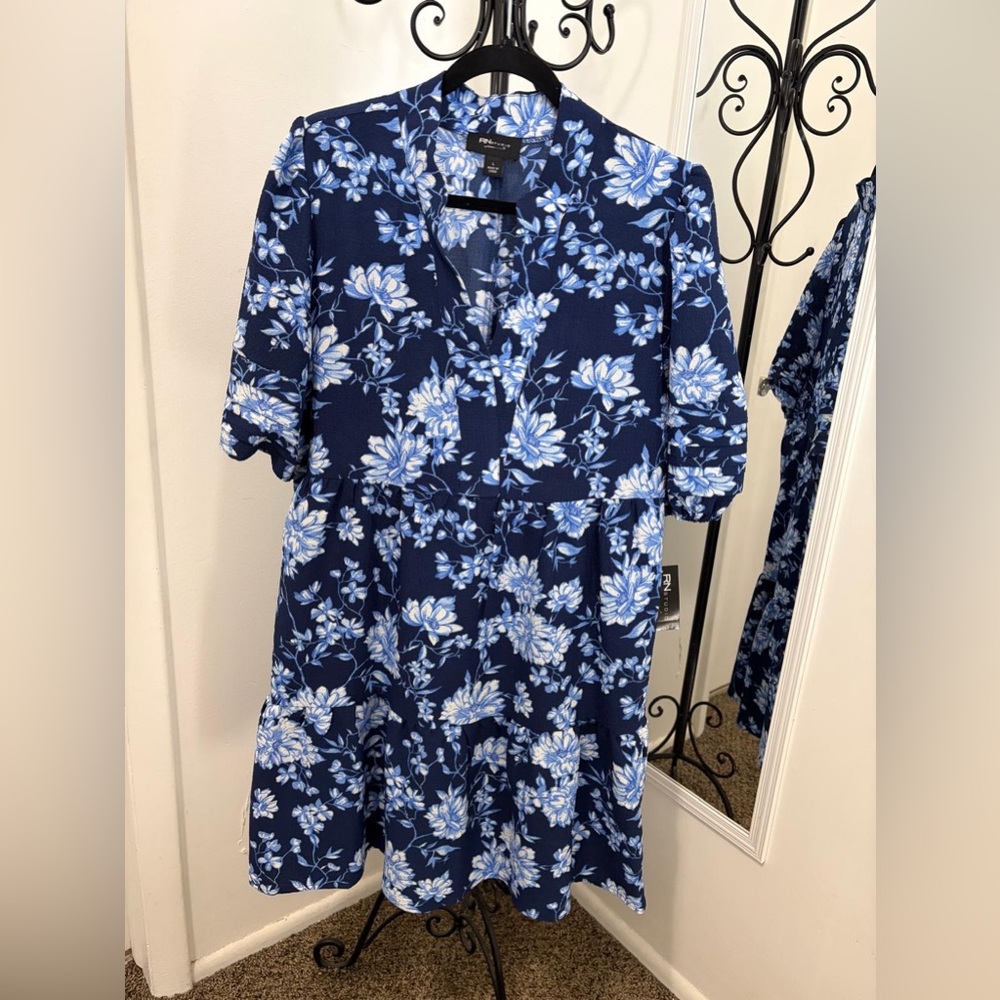 Ronni Nicole Blue and White Floral Dress